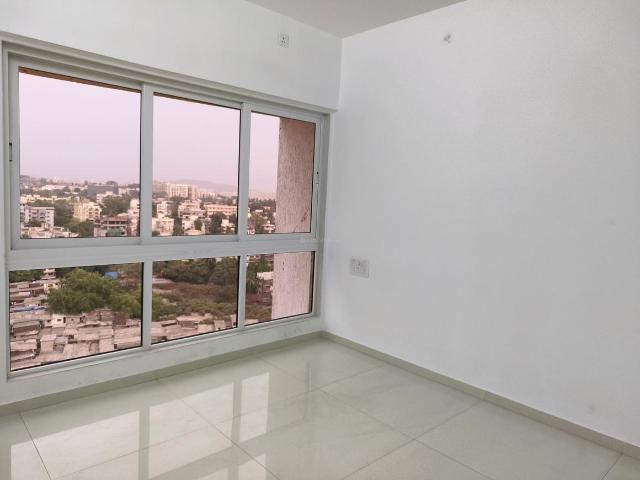 2.5 BHK Apartment in Vile Parle West for resale Mumbai. The reference number is 16504166