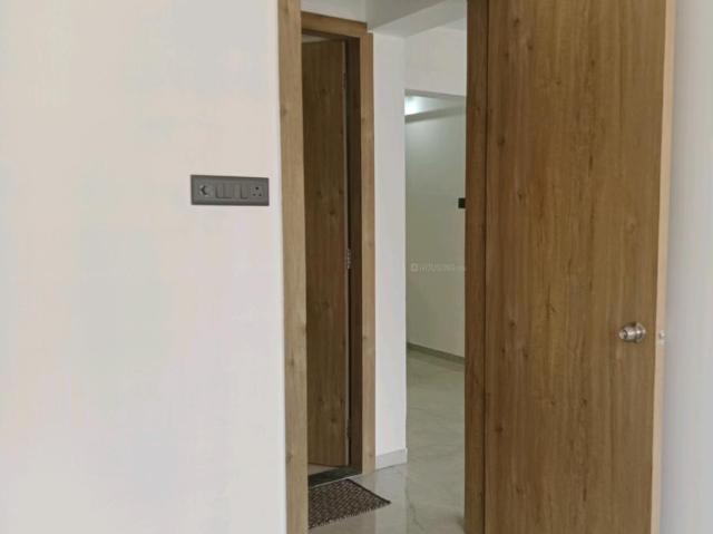 2.5 BHK Apartment in Wadgaon Sheri for rent Pune. The reference number is 20380148