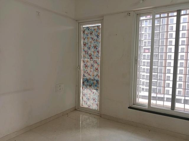 2.5 BHK Apartment in Wakad for resale Pune. The reference number is 19361378
