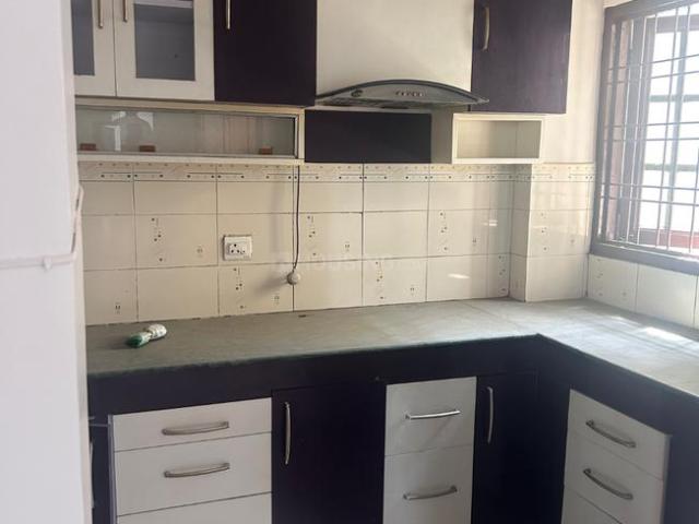 2.5 BHK Apartment in Aliganj for rent Lucknow. The reference number is 20142180
