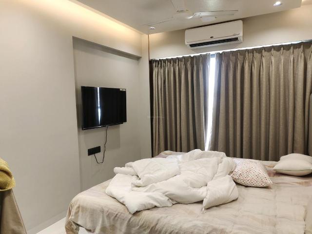 2.5 BHK Apartment in Andheri West for resale Mumbai. The reference number is 20490641