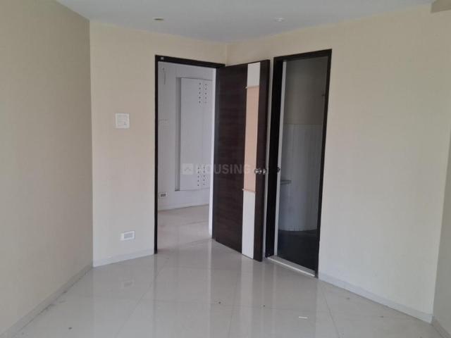 2.5 BHK Apartment in Borivali East for rent Mumbai. The reference number is 20497913