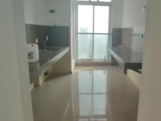 2.5 BHK Apartment in Byculla for resale Mumbai. The reference number is 16300106
