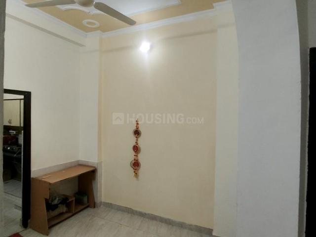 2.5 BHK Apartment in Chhattarpur for rent New Delhi. The reference number is 19142302