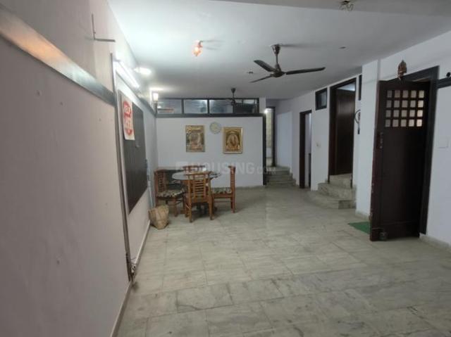 2.5 BHK Apartment in Chittaranjan Park for rent New Delhi. The reference number is 19054184