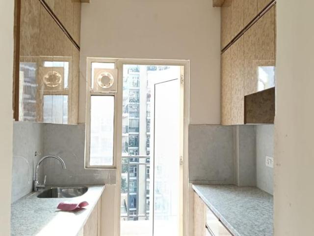 2.5 BHK Apartment in Crossings Republik for rent Ghaziabad. The reference number is 20964053