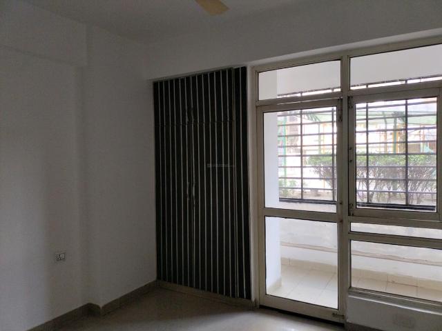 2.5 BHK Apartment in Crossings Republik for resale Ghaziabad. The reference number is 20408740