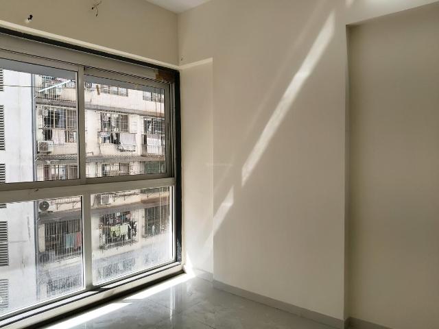 2.5 BHK Apartment in Dadar West for rent Mumbai. The reference number is 19423534