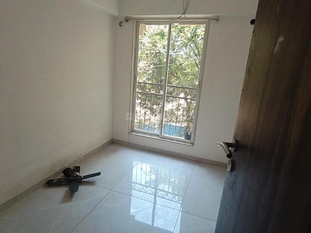 2.5 BHK Apartment in Ghatkopar East for rent Mumbai. The reference number is 20213810