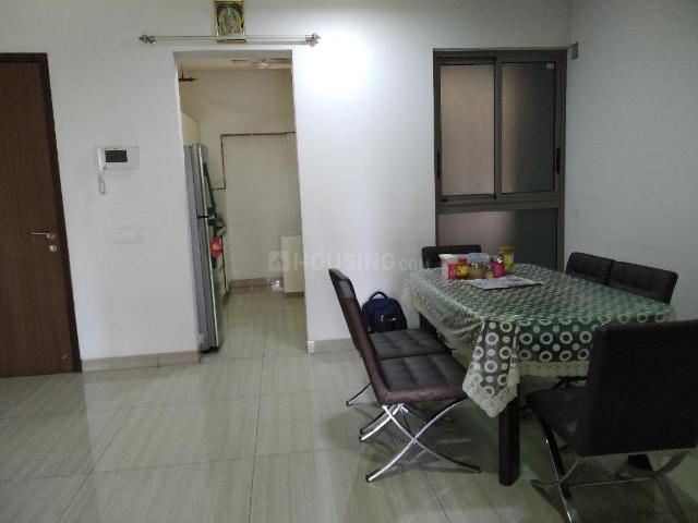 2.5 BHK Apartment in Ghatkopar West for rent Mumbai. The reference number is 18308429