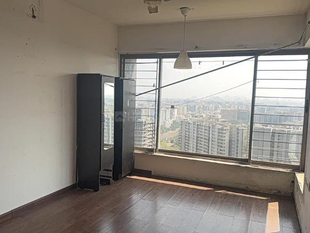 2.5 BHK Apartment in Ghatkopar West for resale Mumbai. The reference number is 20119787