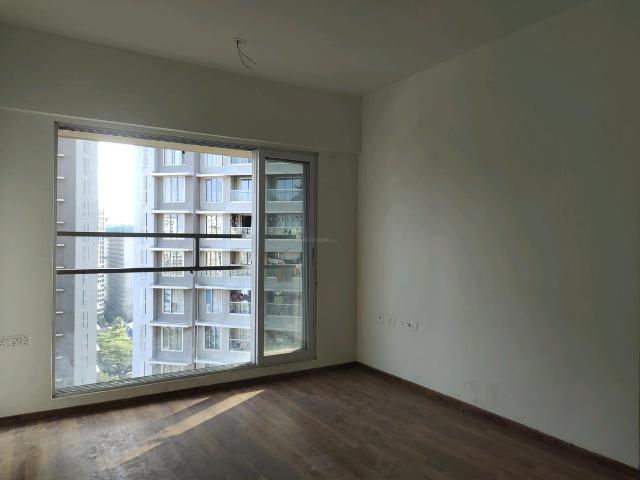 2.5 BHK Apartment in Goregaon West for rent Mumbai. The reference number is 18677900