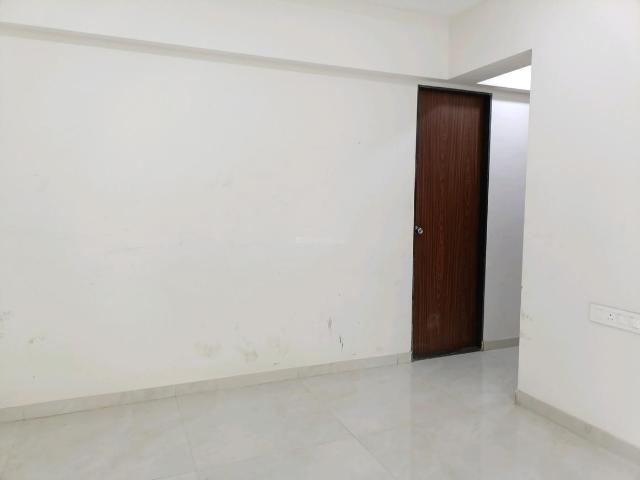 2.5 BHK Apartment in Goregaon West for rent Mumbai. The reference number is 20186819
