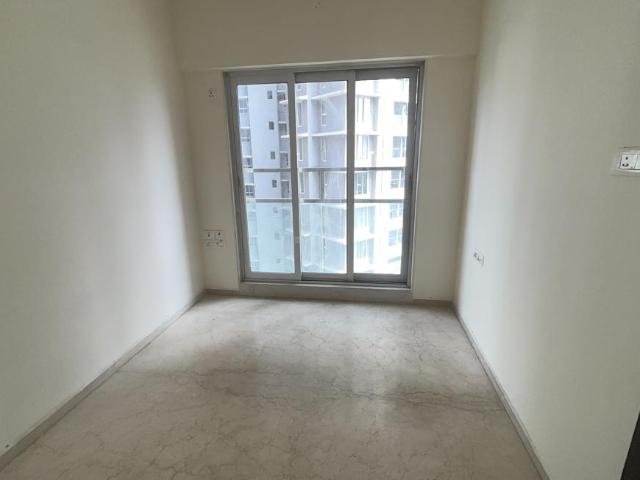 2.5 BHK Apartment in Goregaon West for rent Mumbai. The reference number is 20381863