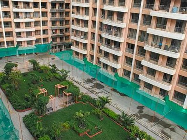 2.5 BHK Apartment in Goregaon West for rent Mumbai. The reference number is 20735971