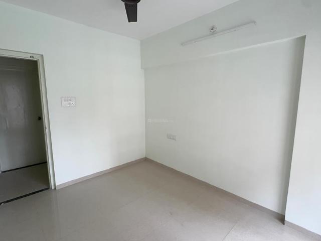 2.5 BHK Apartment in Goregaon West for rent Mumbai. The reference number is 20987980