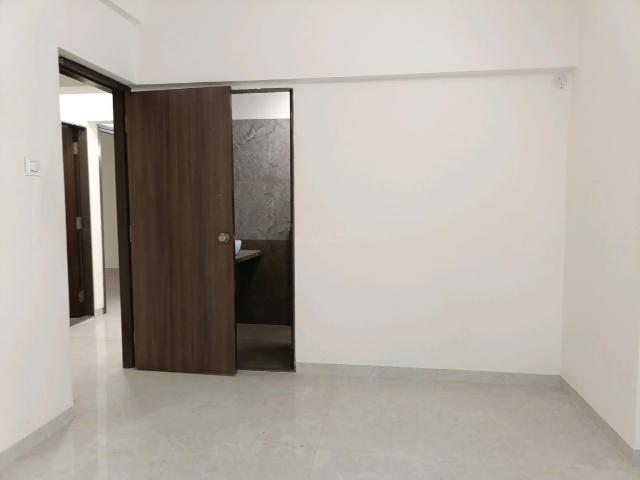 2.5 BHK Apartment in Goregaon East for rent Mumbai. The reference number is 19602360