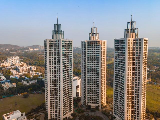 2.5 BHK Apartment in Goregaon East for resale Mumbai. The reference number is 20127903