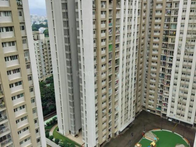 2.5 BHK Apartment in Hadapsar for rent Pune. The reference number is 20764129