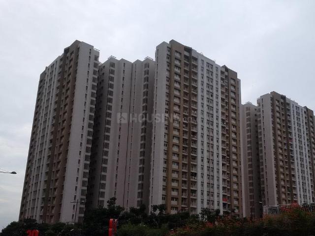 2.5 BHK Apartment in Hadapsar for rent Pune. The reference number is 20937274