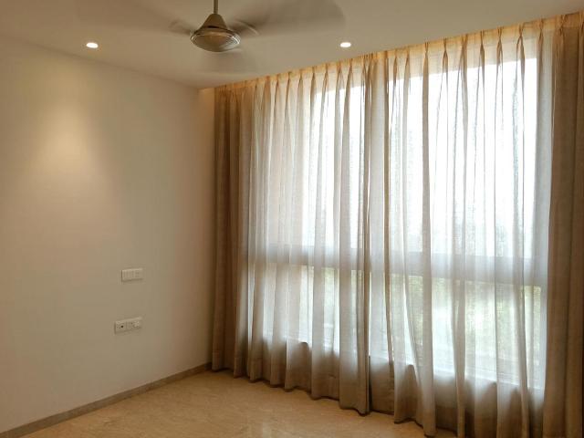 2.5 BHK Apartment in Hiranandani Estate for rent Thane. The reference number is 19441511