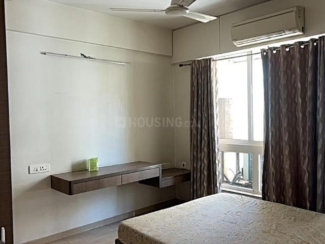 2.5 BHK Apartment in Hiranandani Estate for rent Thane. The reference number is 19959286