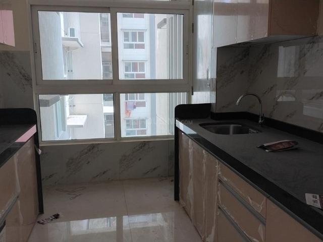 2.5 BHK Apartment in Kandivali East for rent Mumbai. The reference number is 19163528