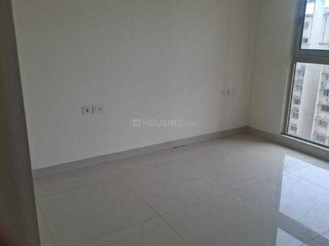 2.5 BHK Apartment in Kandivali East for rent Mumbai. The reference number is 20221554