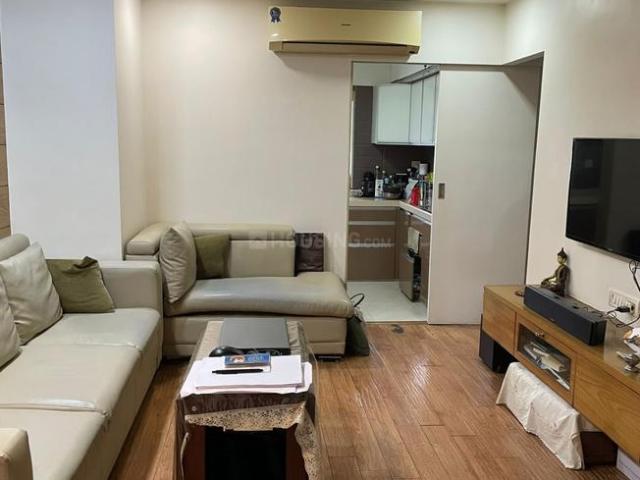 2.5 BHK Apartment in Khar West for resale Mumbai. The reference number is 19593655