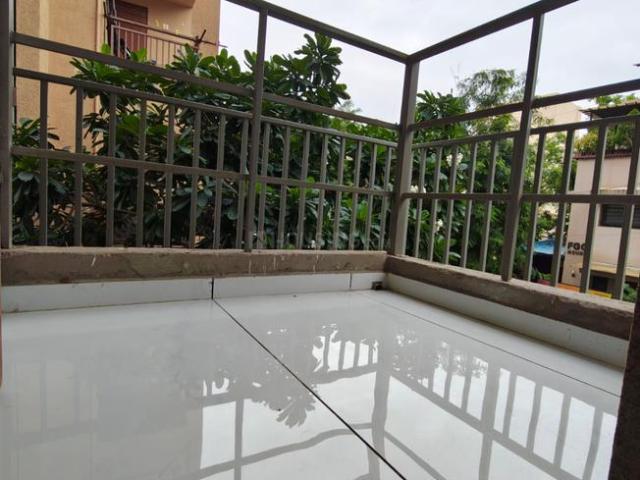 2.5 BHK Apartment in Maninagar for rent Ahmedabad. The reference number is 20945591