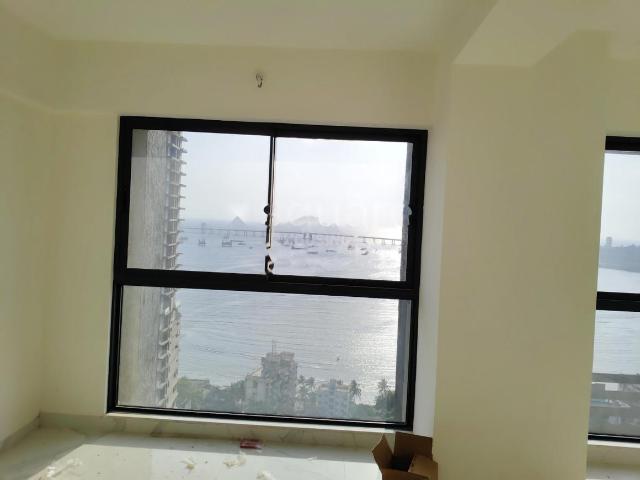 2.5 BHK Apartment in Mahim for rent Mumbai. The reference number is 20561839