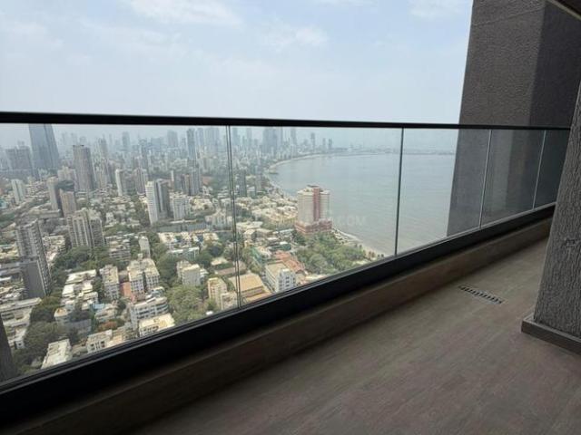 2.5 BHK Apartment in Mahim for resale Mumbai. The reference number is 20187145