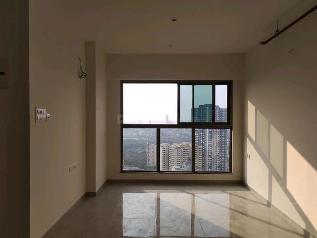 2.5 BHK Apartment in Malad West for rent Mumbai. The reference number is 20504498