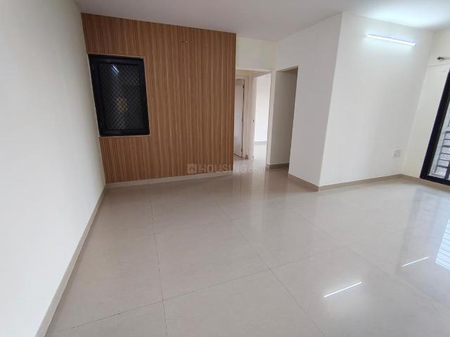 2.5 BHK Apartment in Malad West for rent Mumbai. The reference number is 20656255