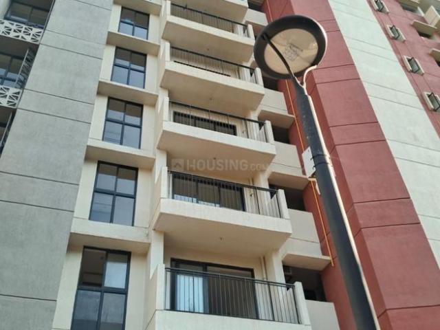 2.5 BHK Apartment in Mira Road East for rent Mira Bhayandar. The reference number is 20204873