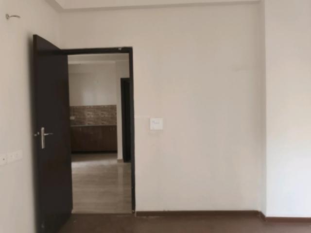 2.5 BHK Apartment in Noida Extension for rent Greater Noida. The reference number is 16816378