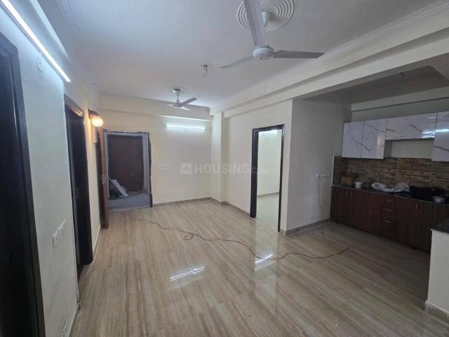 2.5 BHK Apartment in Noida Extension for rent Greater Noida. The reference number is 18680403