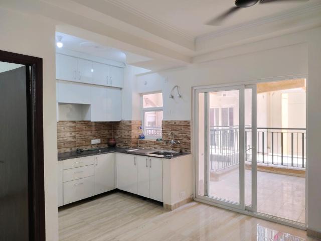 2.5 BHK Apartment in Noida Extension for rent Greater Noida. The reference number is 19282281