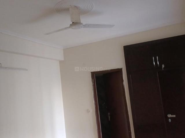 2.5 BHK Apartment in Noida Extension for rent Greater Noida. The reference number is 19485300