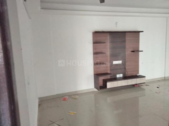2.5 BHK Apartment in Noida Extension for rent Greater Noida. The reference number is 19899050