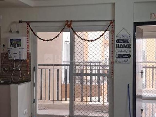 2.5 BHK Apartment in Noida Extension for rent Greater Noida. The reference number is 19963647