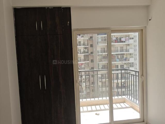 2.5 BHK Apartment in Noida Extension for rent Greater Noida. The reference number is 19985076