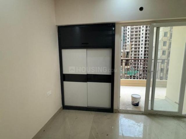 2.5 BHK Apartment in Noida Extension for rent Greater Noida. The reference number is 19922898