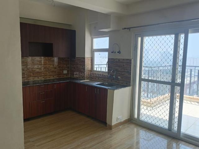 2.5 BHK Apartment in Noida Extension for rent Greater Noida. The reference number is 20353873