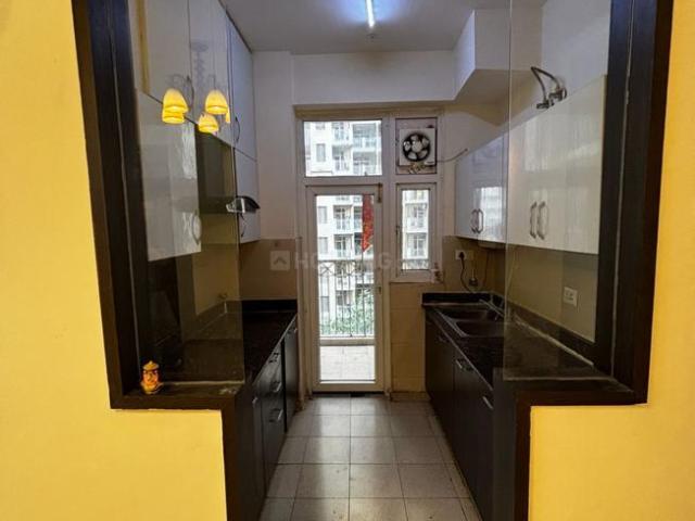 2.5 BHK Apartment in Noida Extension for rent Greater Noida. The reference number is 20554572