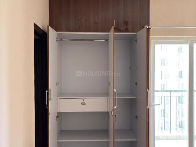 2.5 BHK Apartment in Noida Extension for rent Greater Noida. The reference number is 20576909