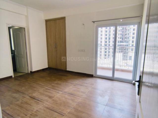 2.5 BHK Apartment in Noida Extension for rent Greater Noida. The reference number is 20518243