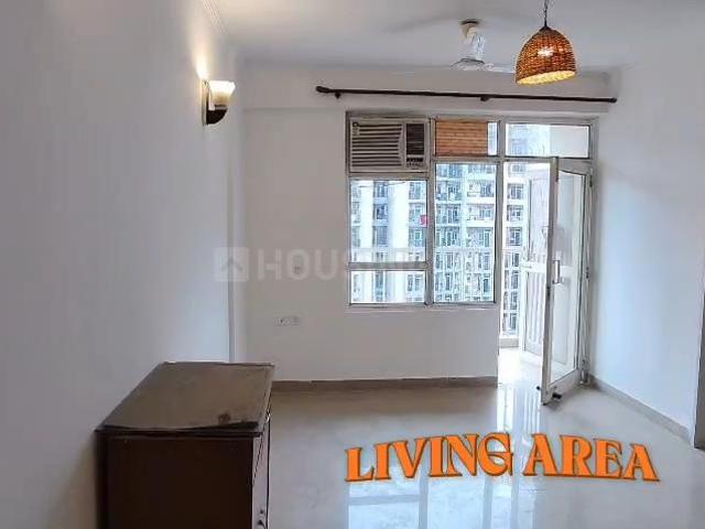 2.5 BHK Apartment in Noida Extension for rent Greater Noida. The reference number is 20656914