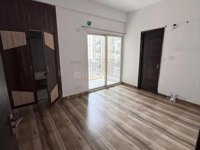 2.5 BHK Apartment in Noida Extension for rent Greater Noida. The reference number is 20705596