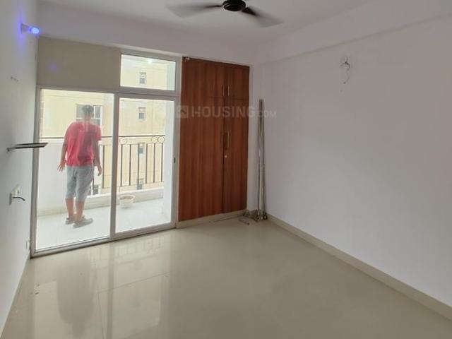 2.5 BHK Apartment in Noida Extension for resale Greater Noida. The reference number is 17736586